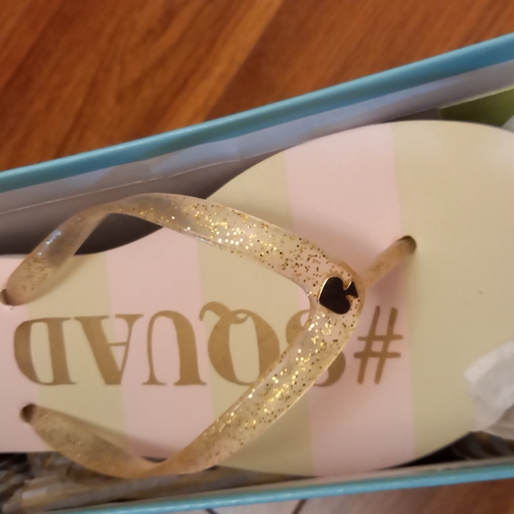 NIB Kate Spade flip flops squad goals size 7 - Picture 4 of 7